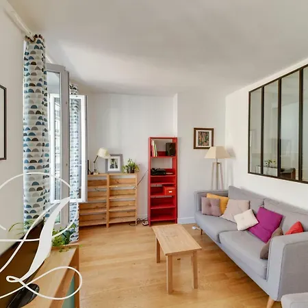 Tonnerre F2 A Montparnasse 파리